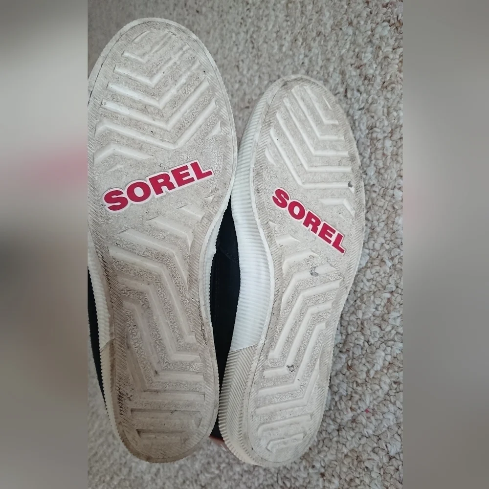 SOREL black suede Out N About Wedge II Shoe size 9.5
